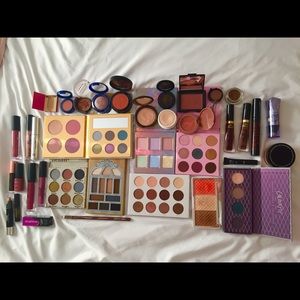 High end Makeup Bundle!!